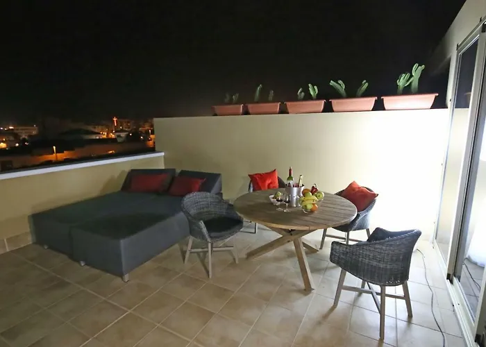 La Perla By Rentmedano Superb Luxury Duplex, Private Roof Terrace, Ocean View, Pool, Wifi And Parking 아파트
